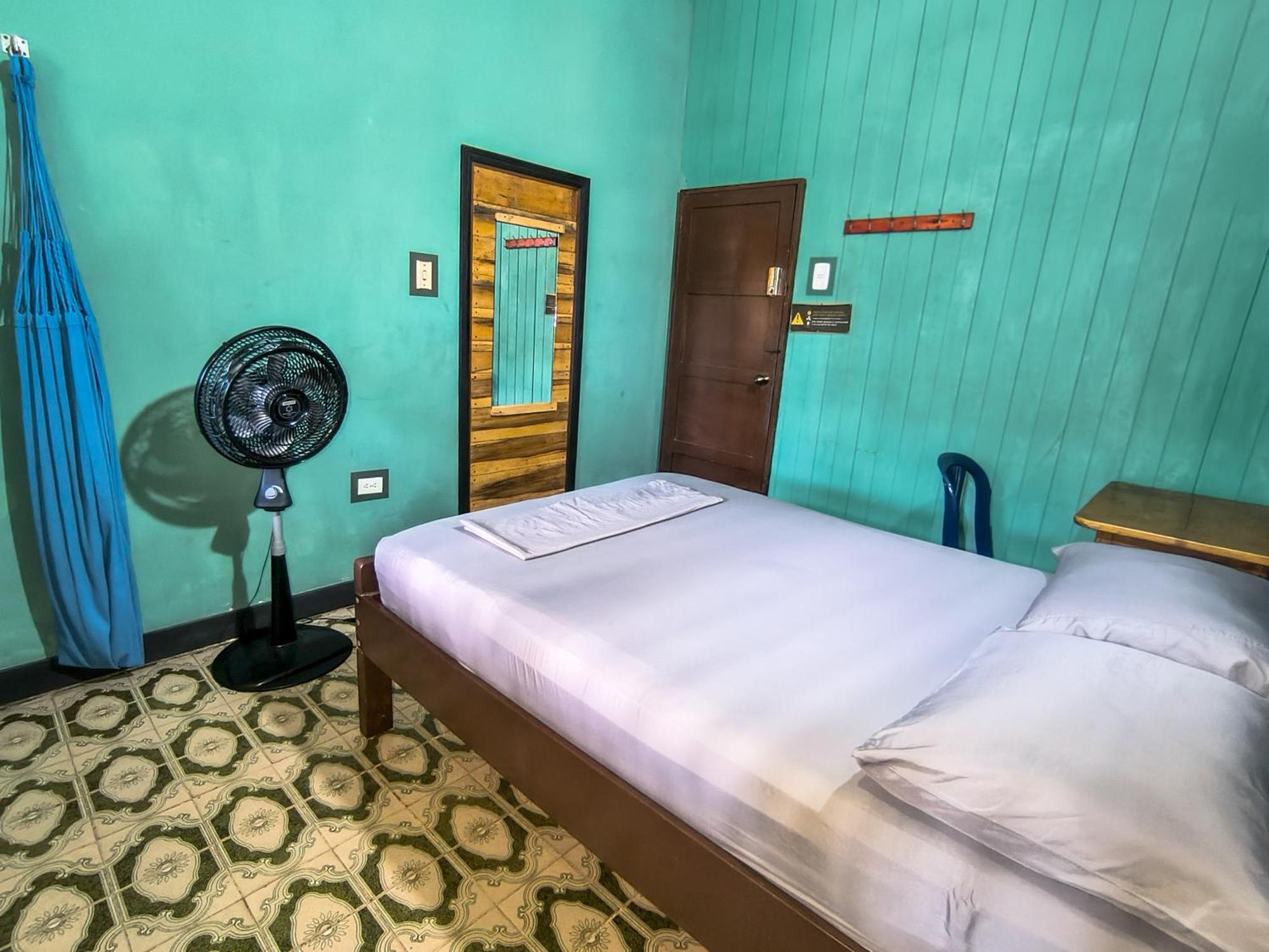 Hostel Casa De Las Palmas Tours Leticia Buitenkant foto